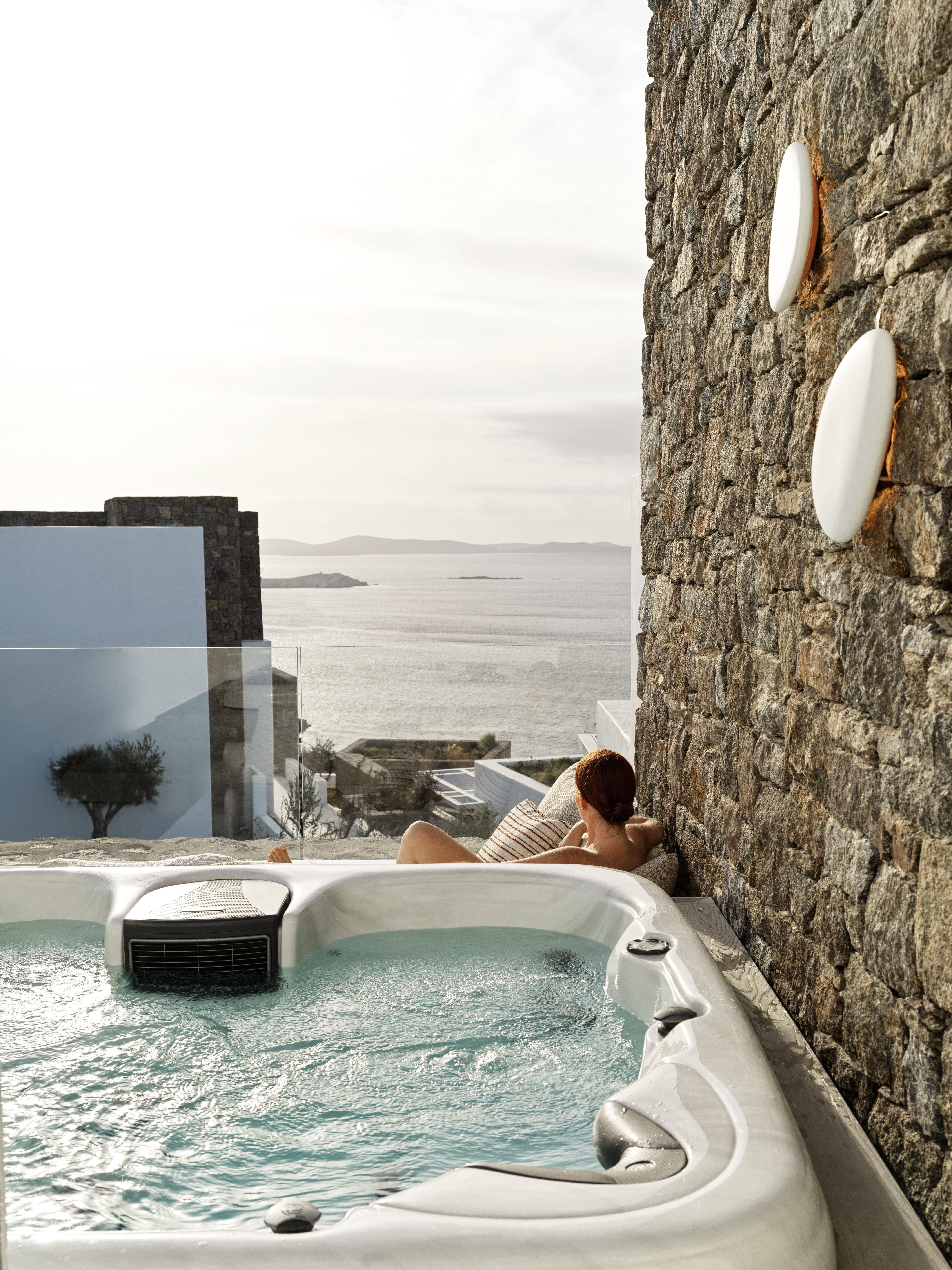 Delta Room with Outdoor Hot Tub and Sea View