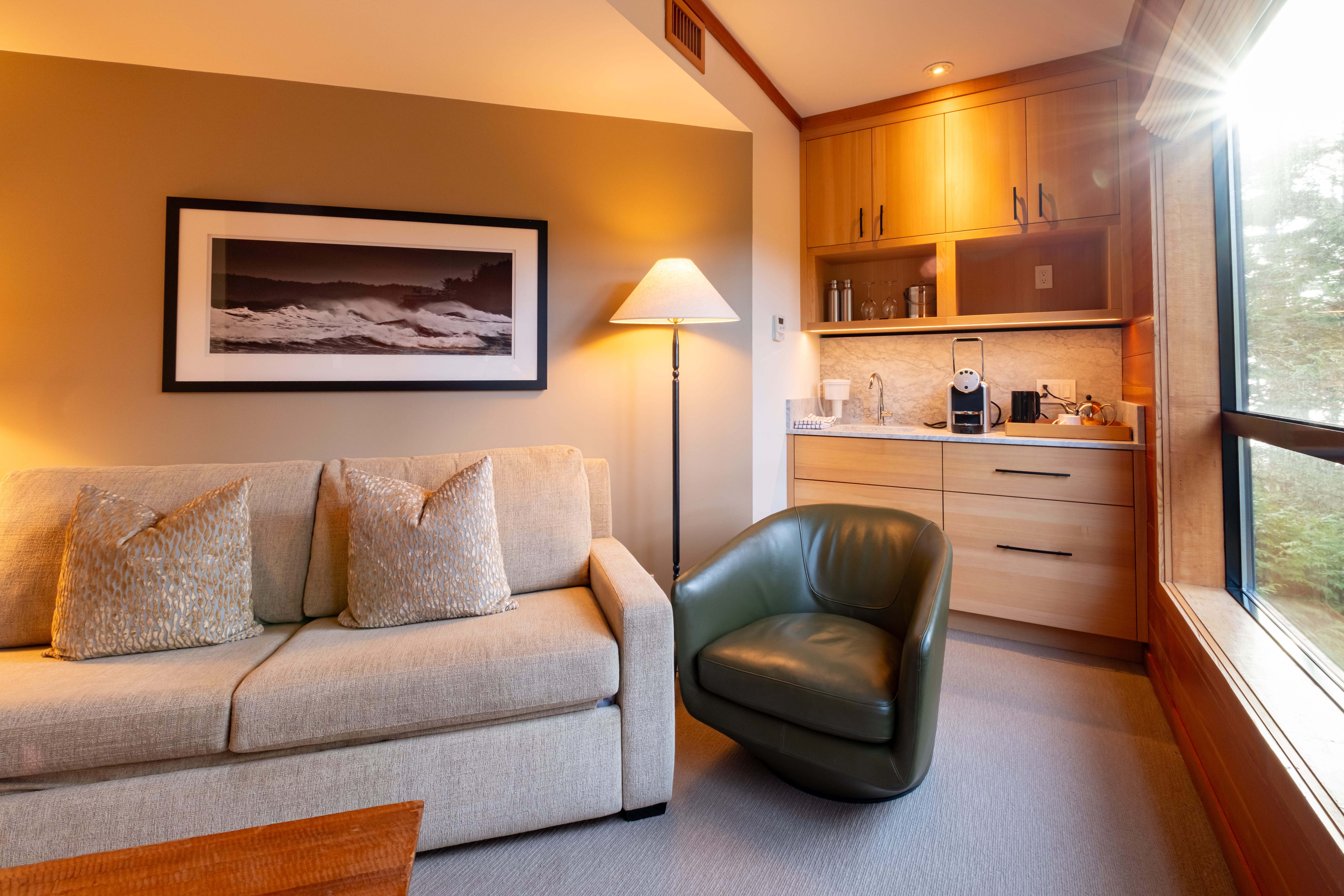Beach Building | Beachcomber Suite