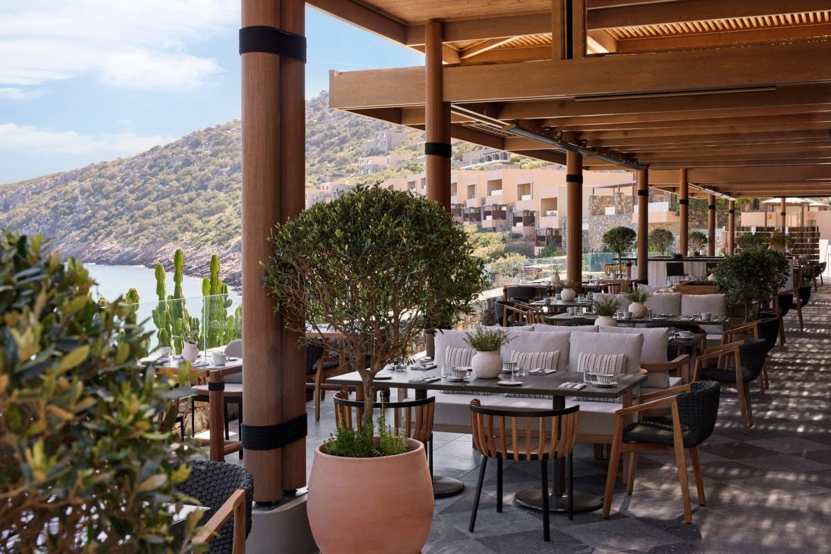 Taverna Daios Cove