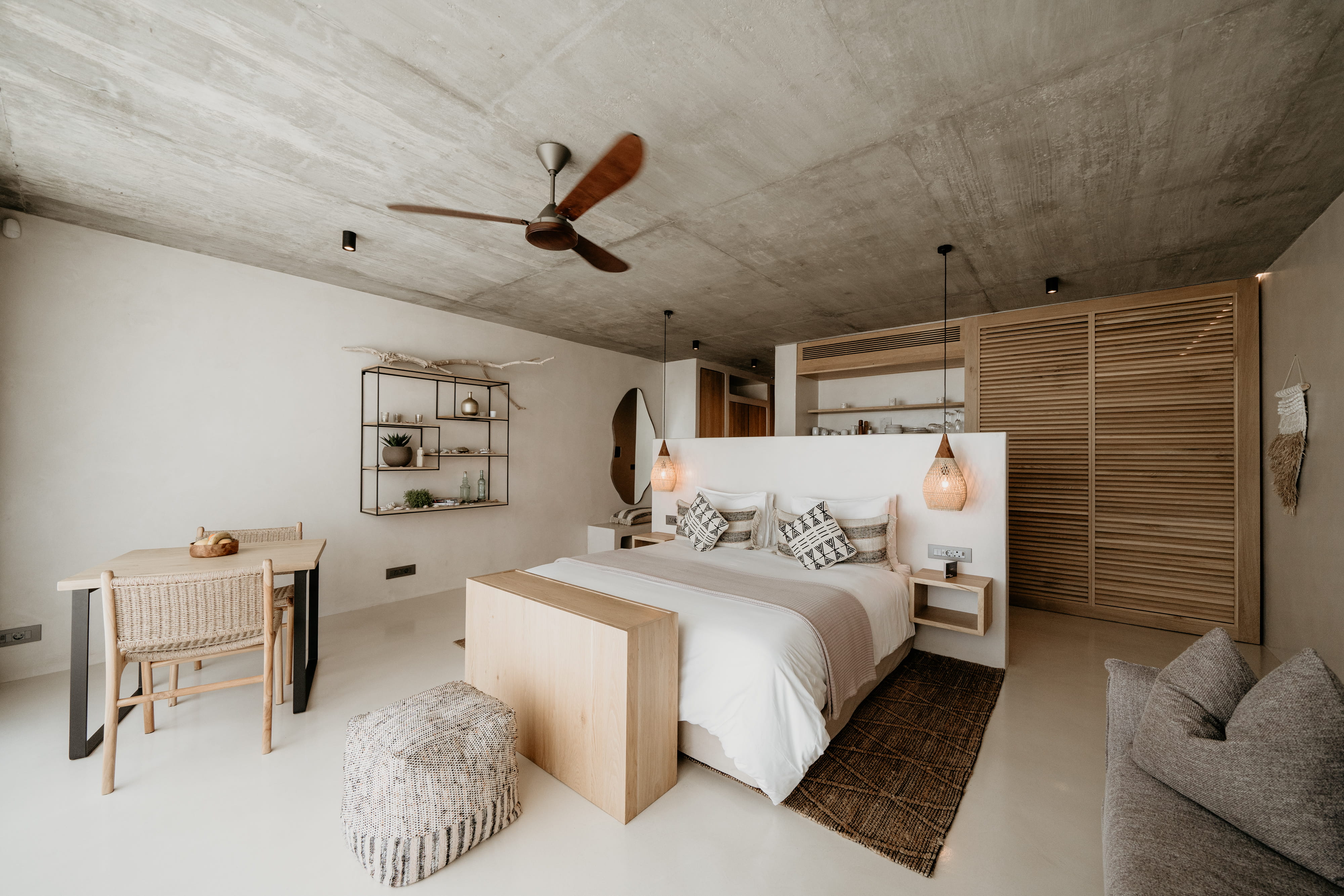 Olokun King Suite with Seaview