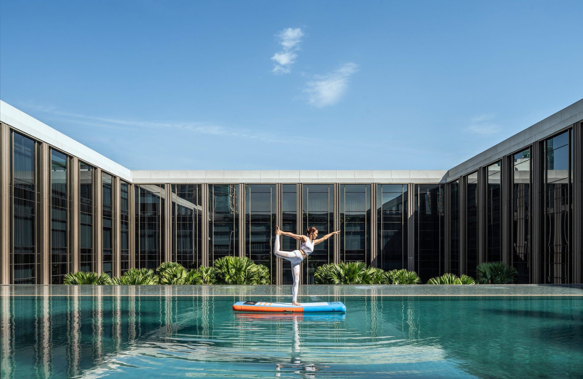 Floating Yoga 