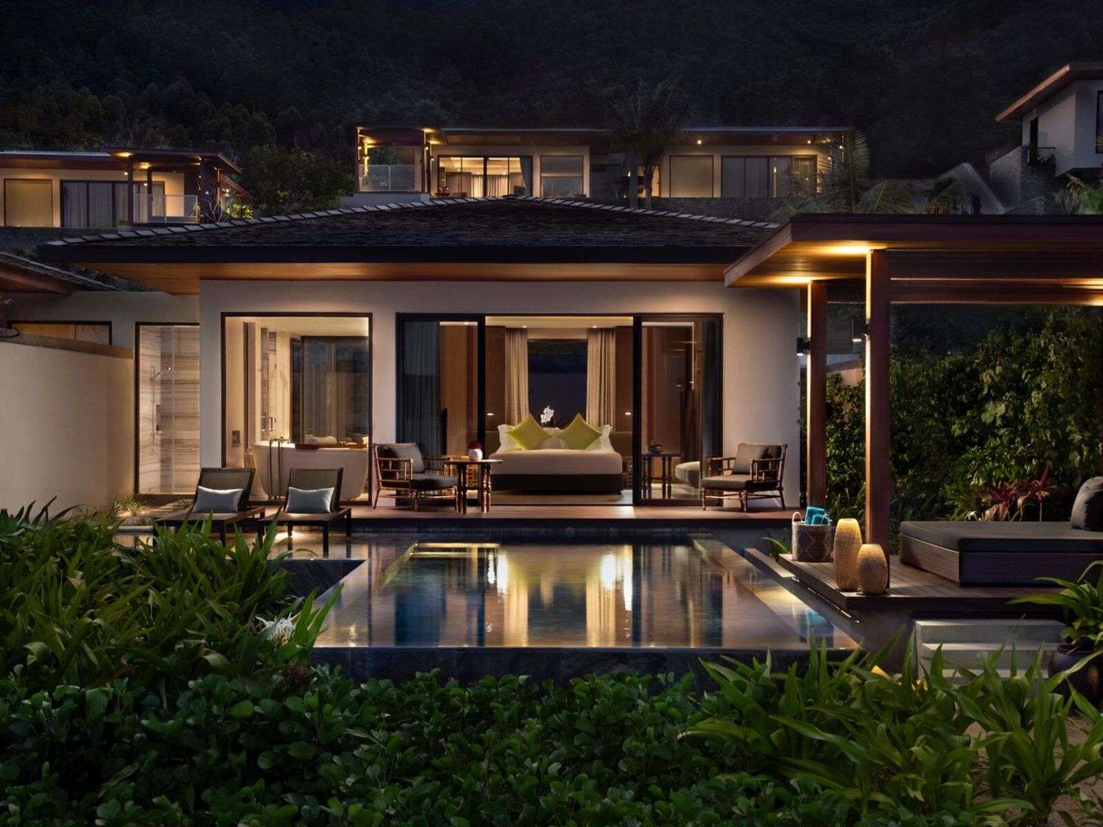Beachfront Pool Villa