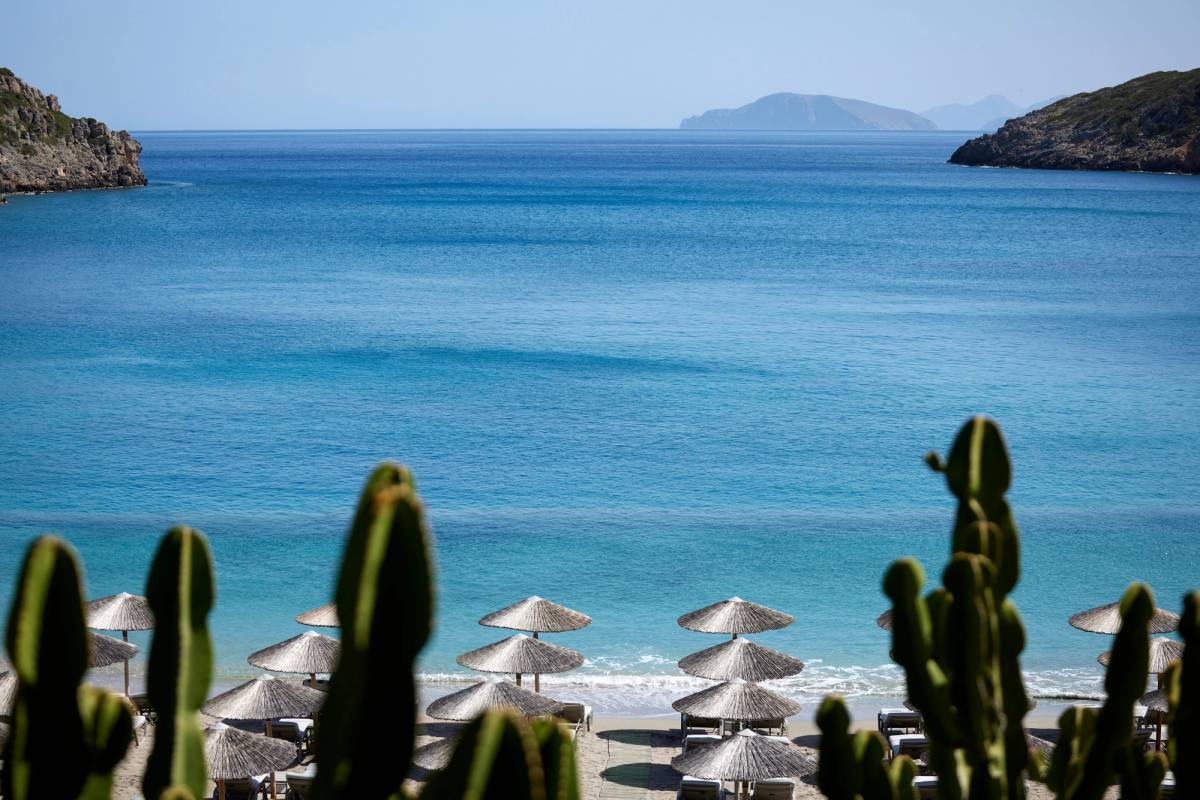 Daios Cove Strand