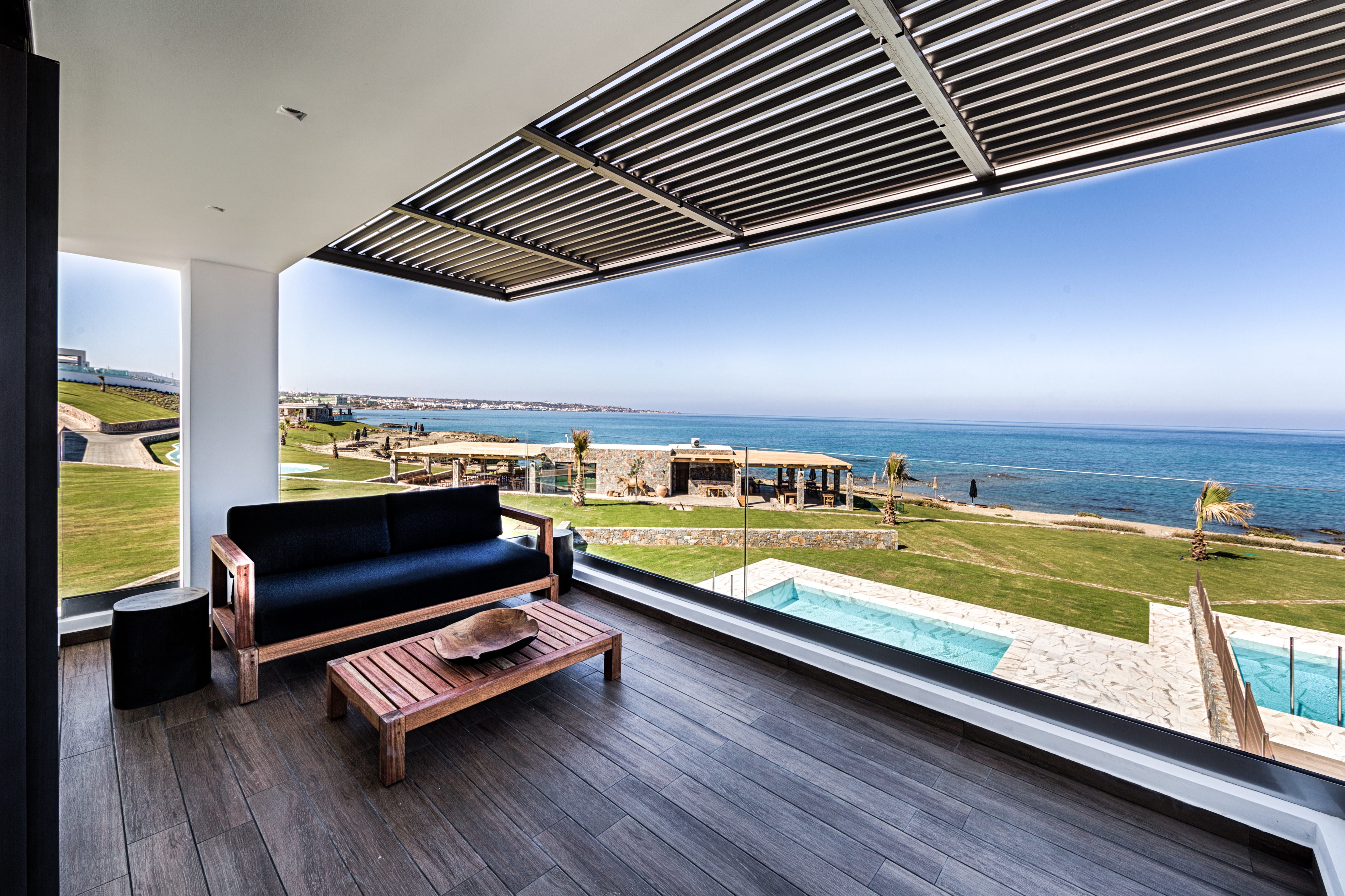 Dream Villa Beachfront with Private Pool 