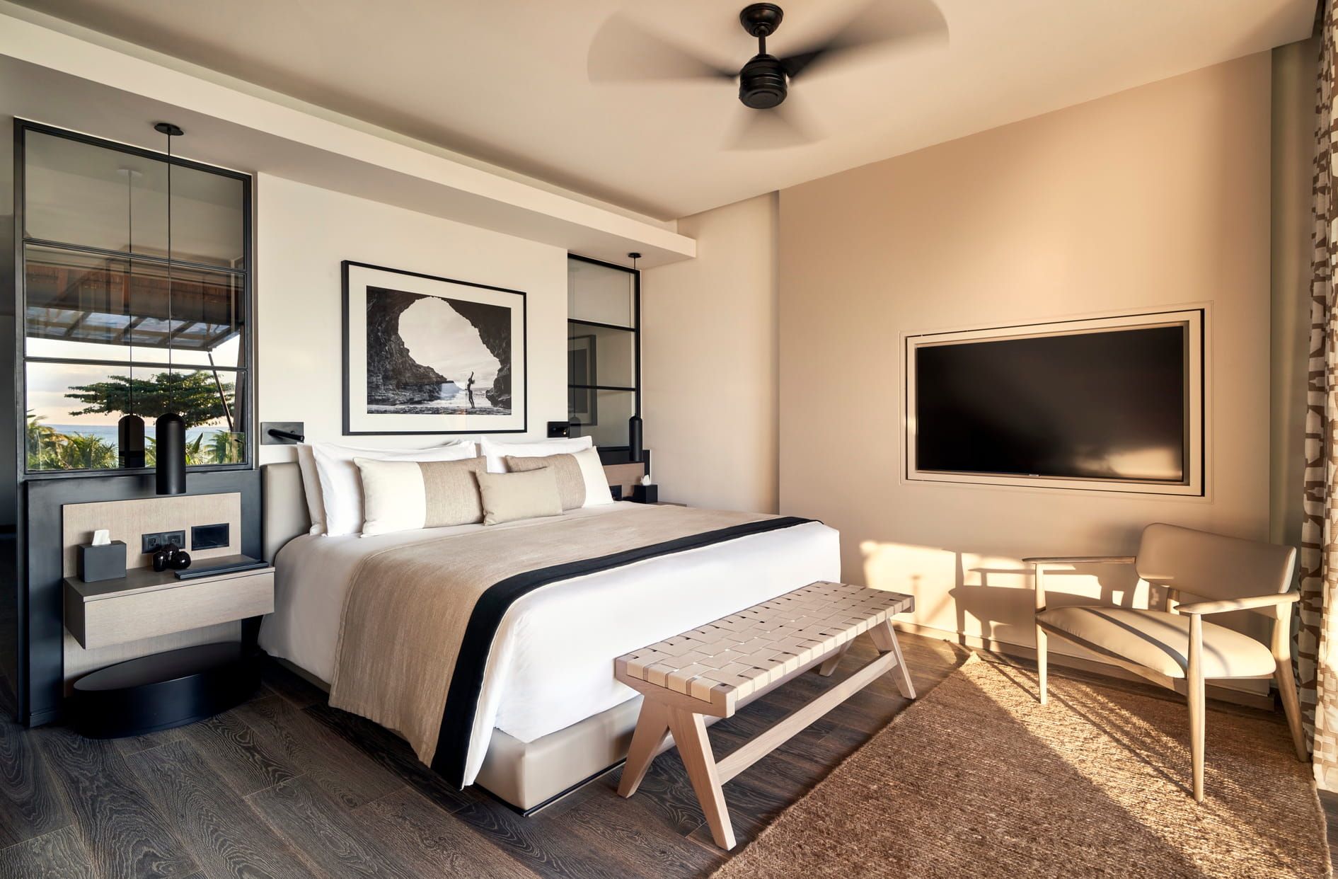 LUX* Junior Suite