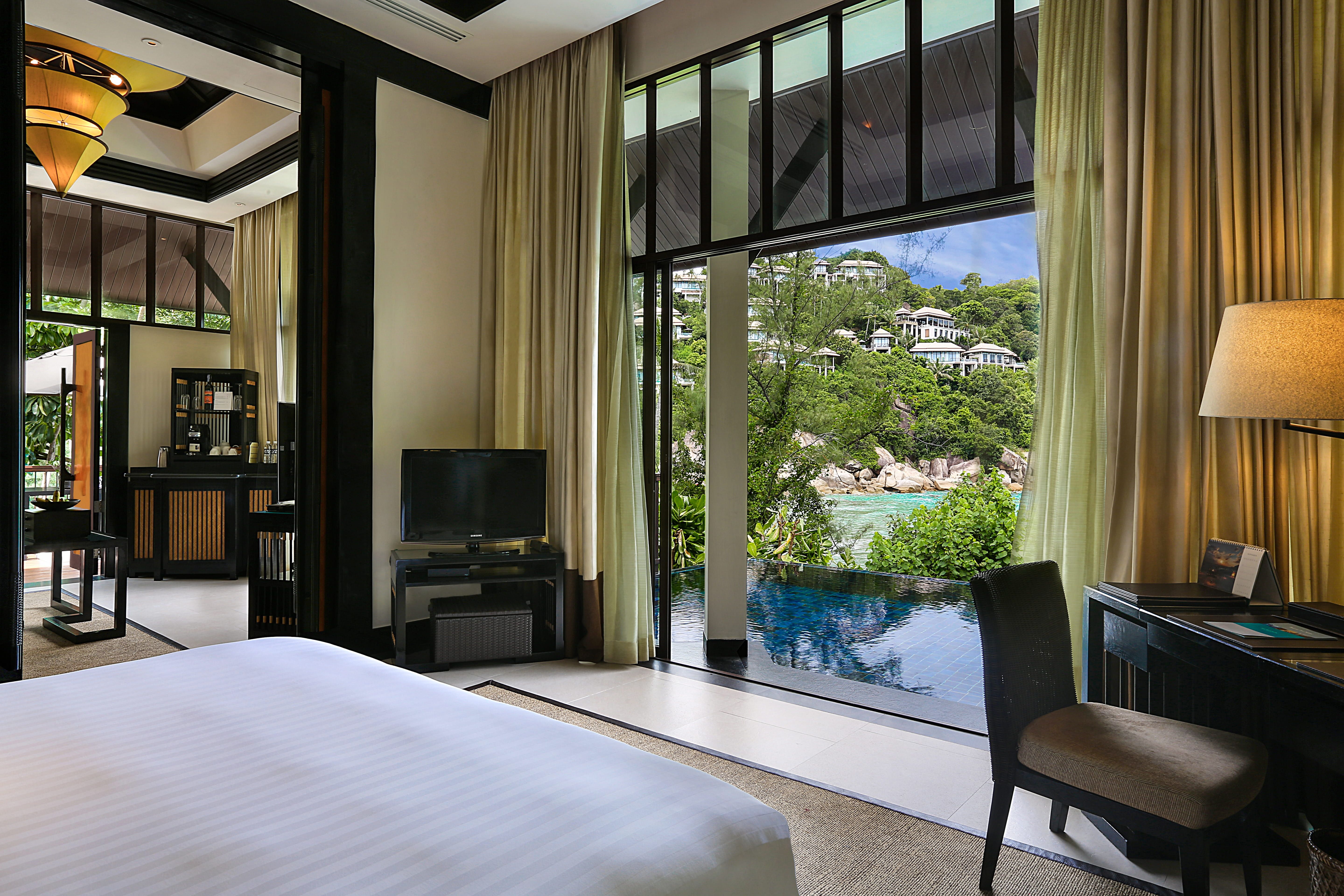 Partial Ocean View Pool Villa 