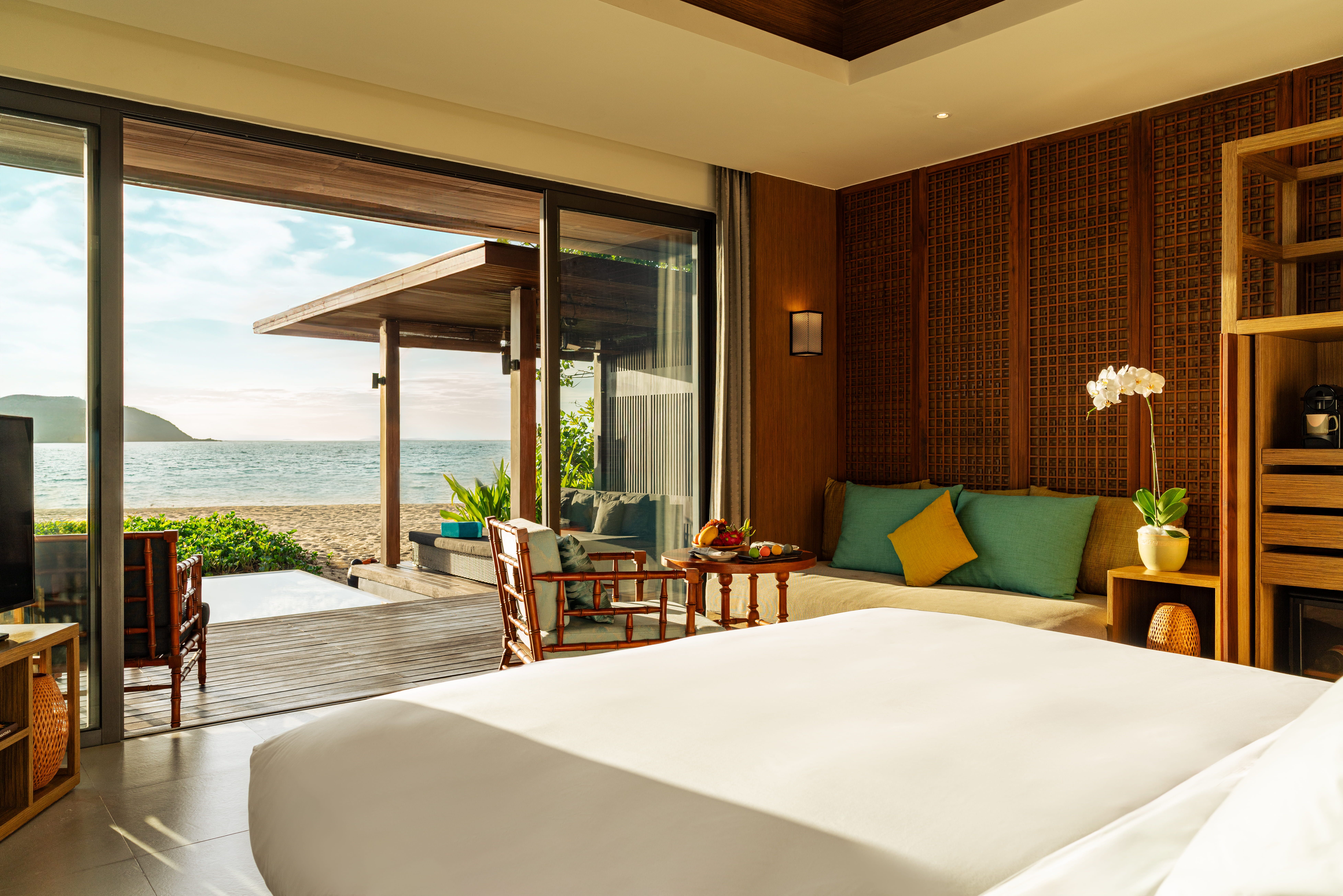Beachfront Pool Villa