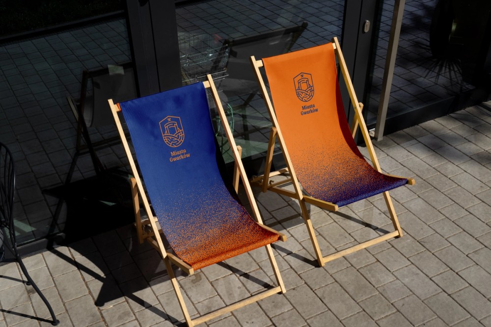 Deck chairs in the Miasta Gwarków colours