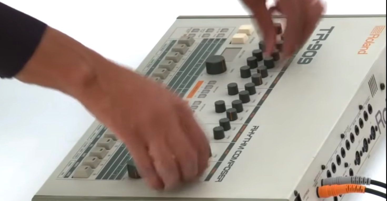 History of the Roland 909 in 10 Tracks | Gray Area