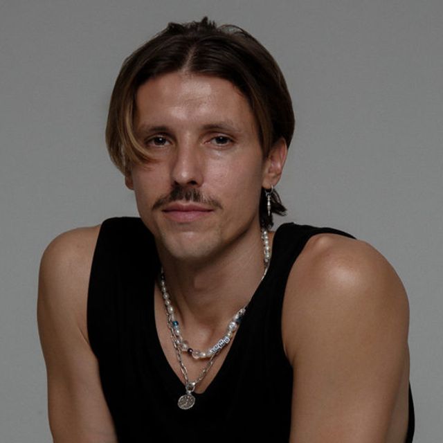 Photo of Chris Luno