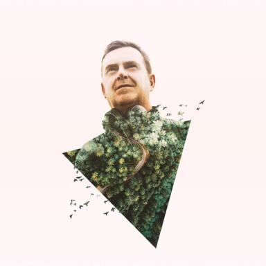 Photo of Nick Warren
