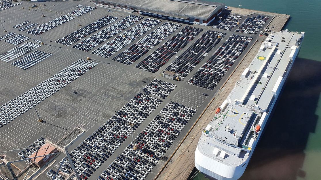Pier 80 | Gray Area