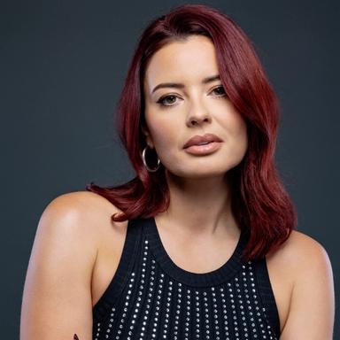 Photo of Sarah Story