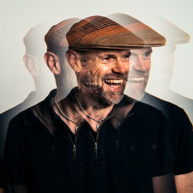 Photo of Dave Lee