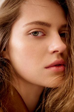MIIU_MIIU_SKIN_TINT_0109_01