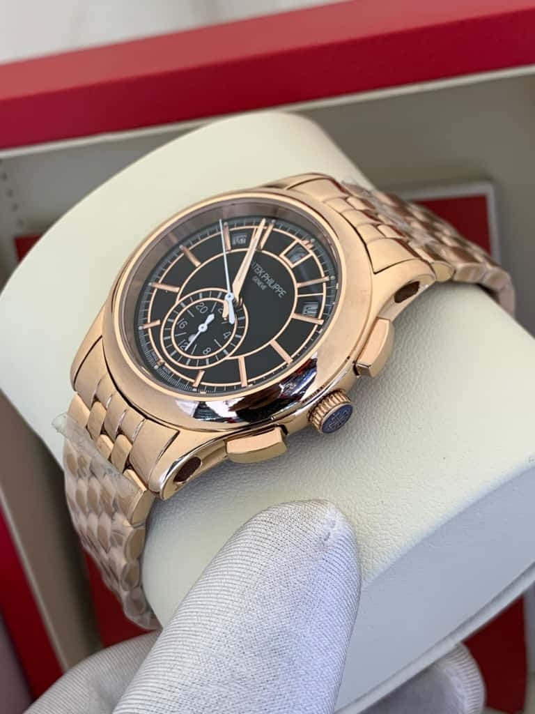 Patek Philippe Annual Calendar detail 1