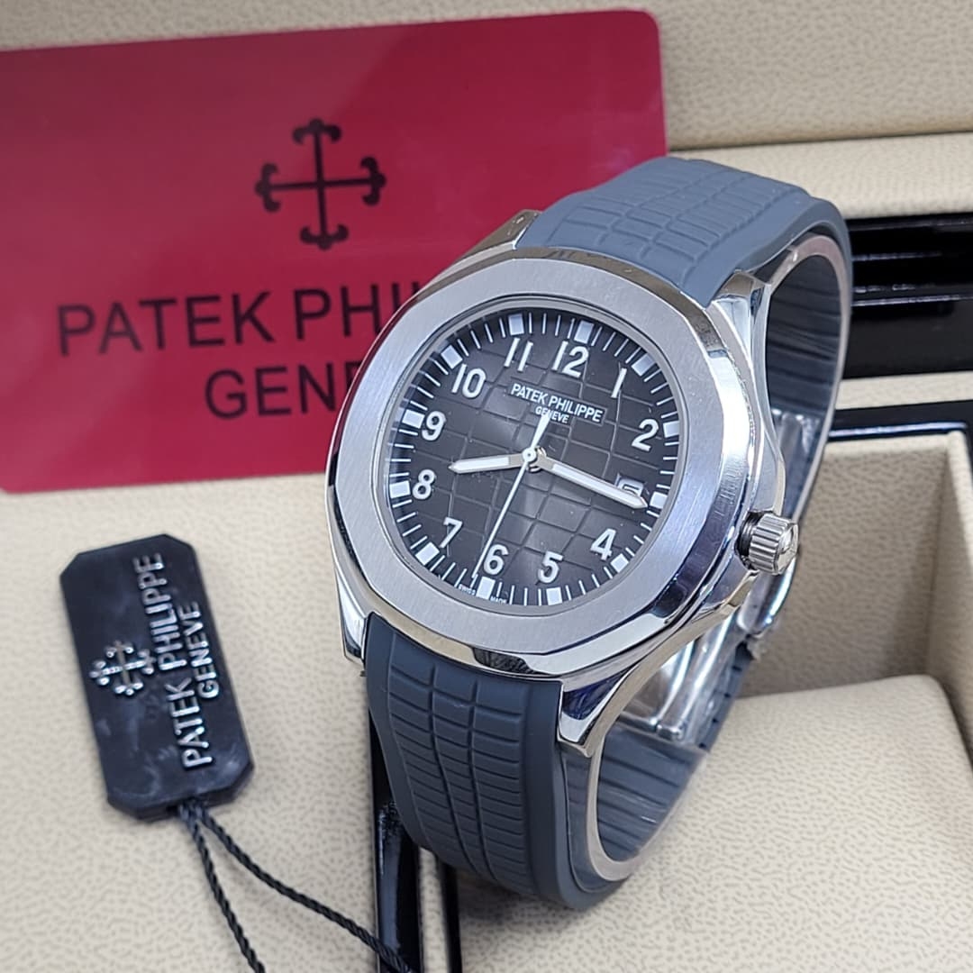 Patek Philippe Aquanaut detail 1