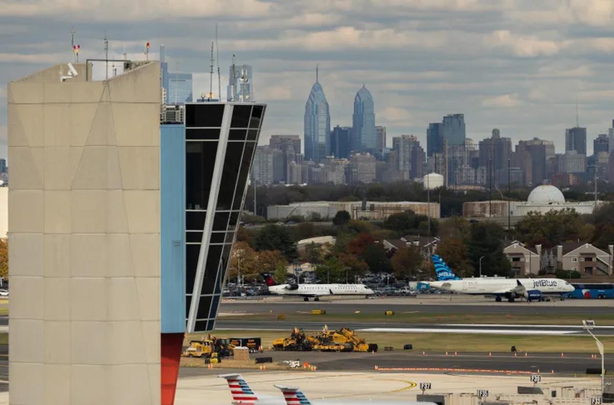 A shovel grounded thousands of flights