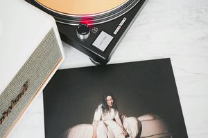 THE ALGORITHM THAT MADE SPOTIFY FEEL PERSONAL