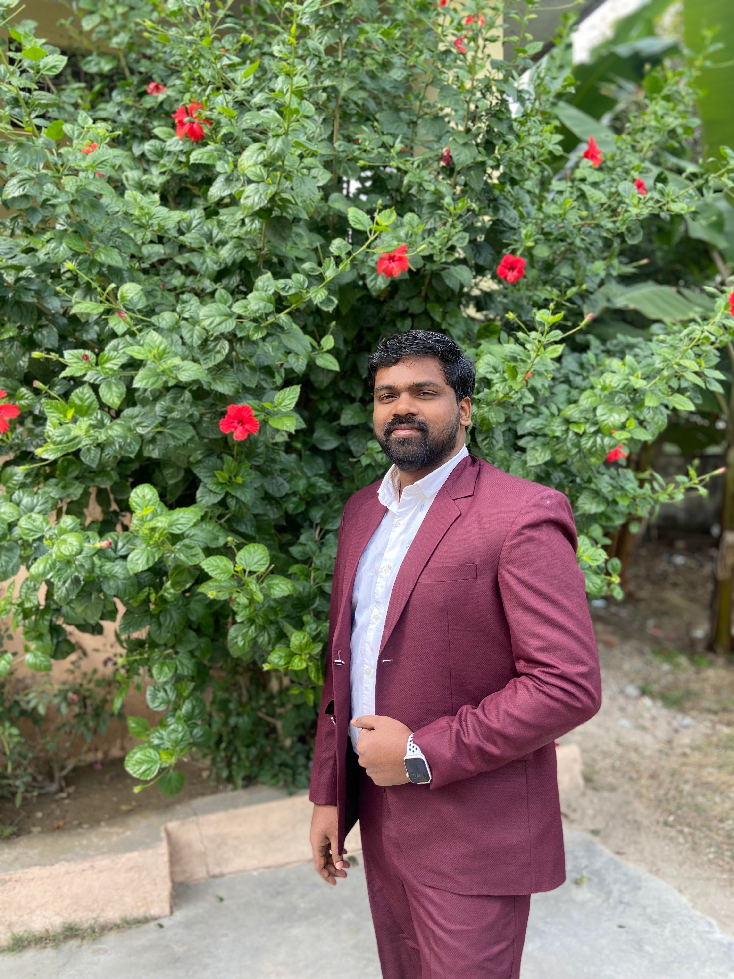 Portrait of counsellor Justin Mathew