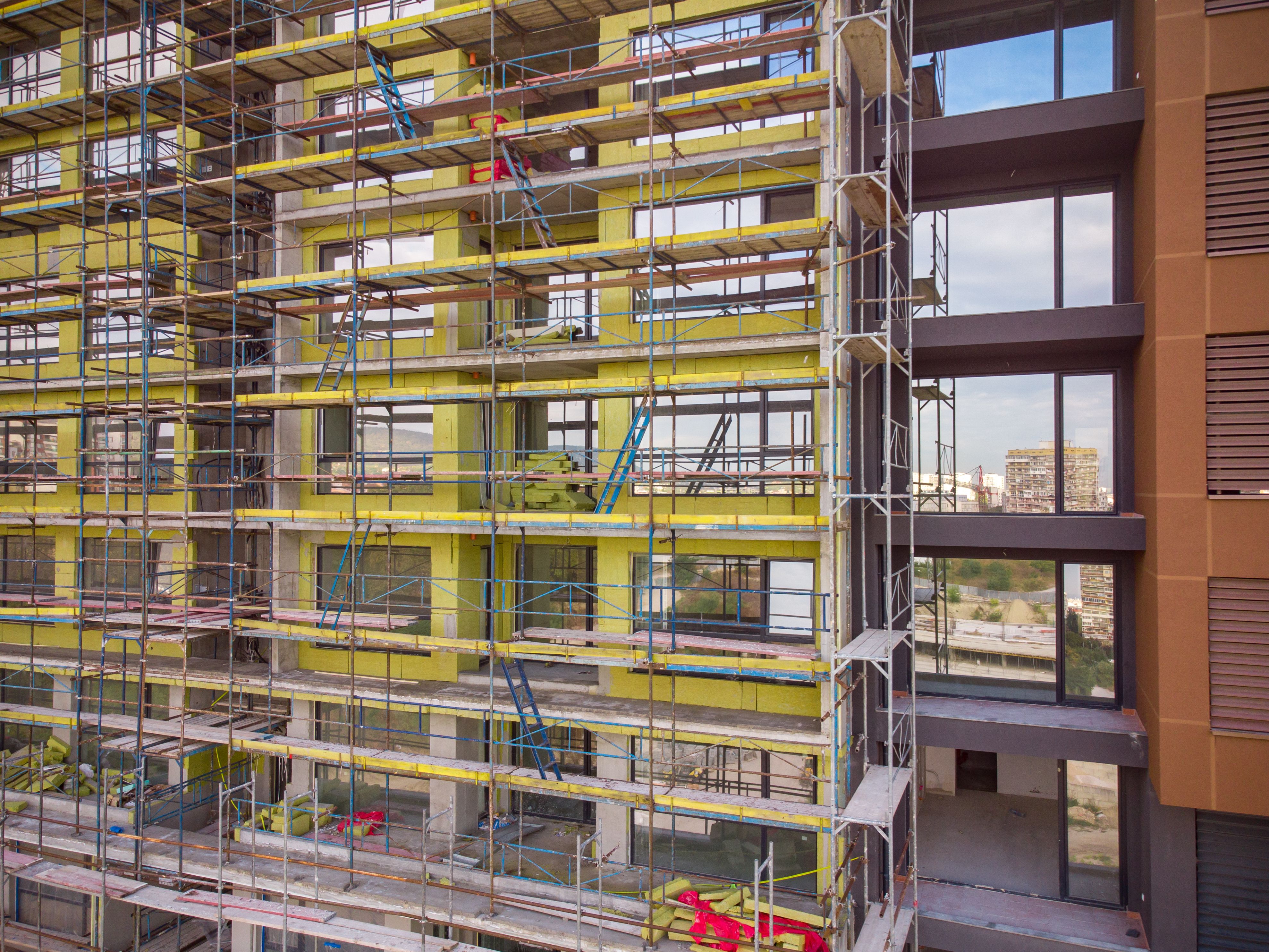 Comparison table highlighting the differences between building refurbishment and remedial building work, including purpose, typical services, benefits and project priorities.
