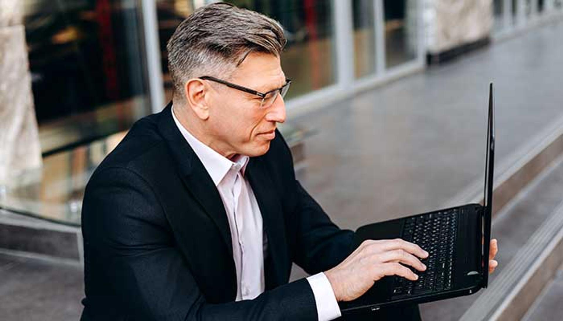 What Partners Need to Know About Microsoft's Self-Licensing Compliance Notices