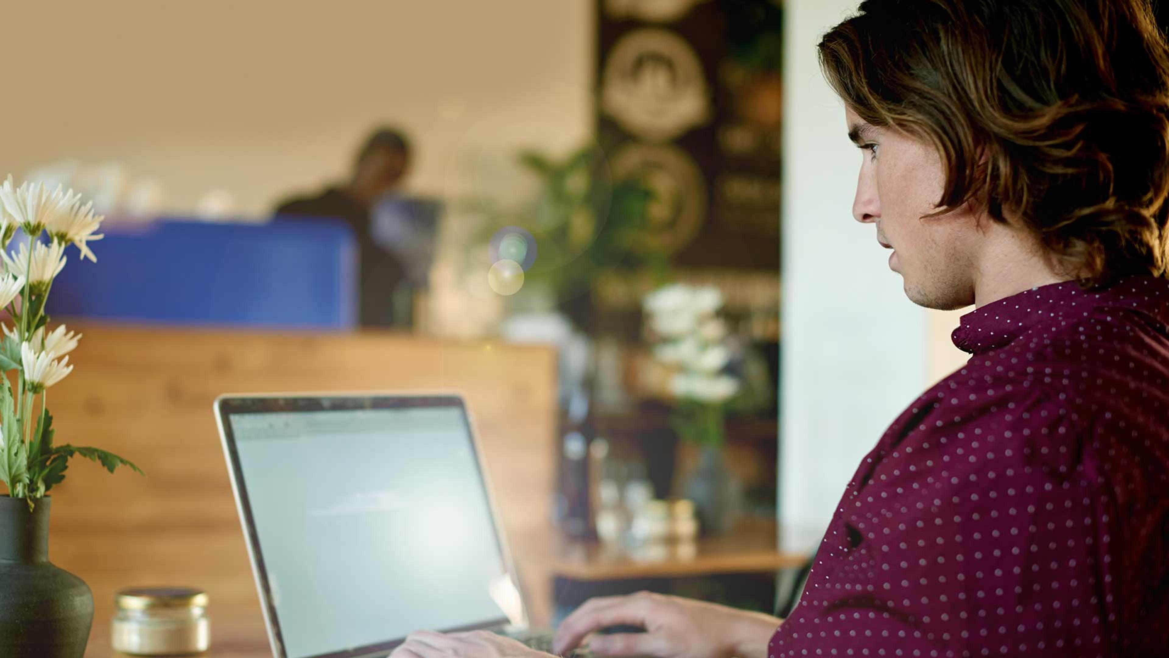 Microsoft Entra Passkeys: What Admins Must Know Before 2027