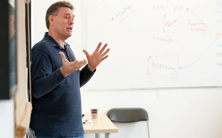 Why Today's Solopreneurs Can't Afford to Work Alone