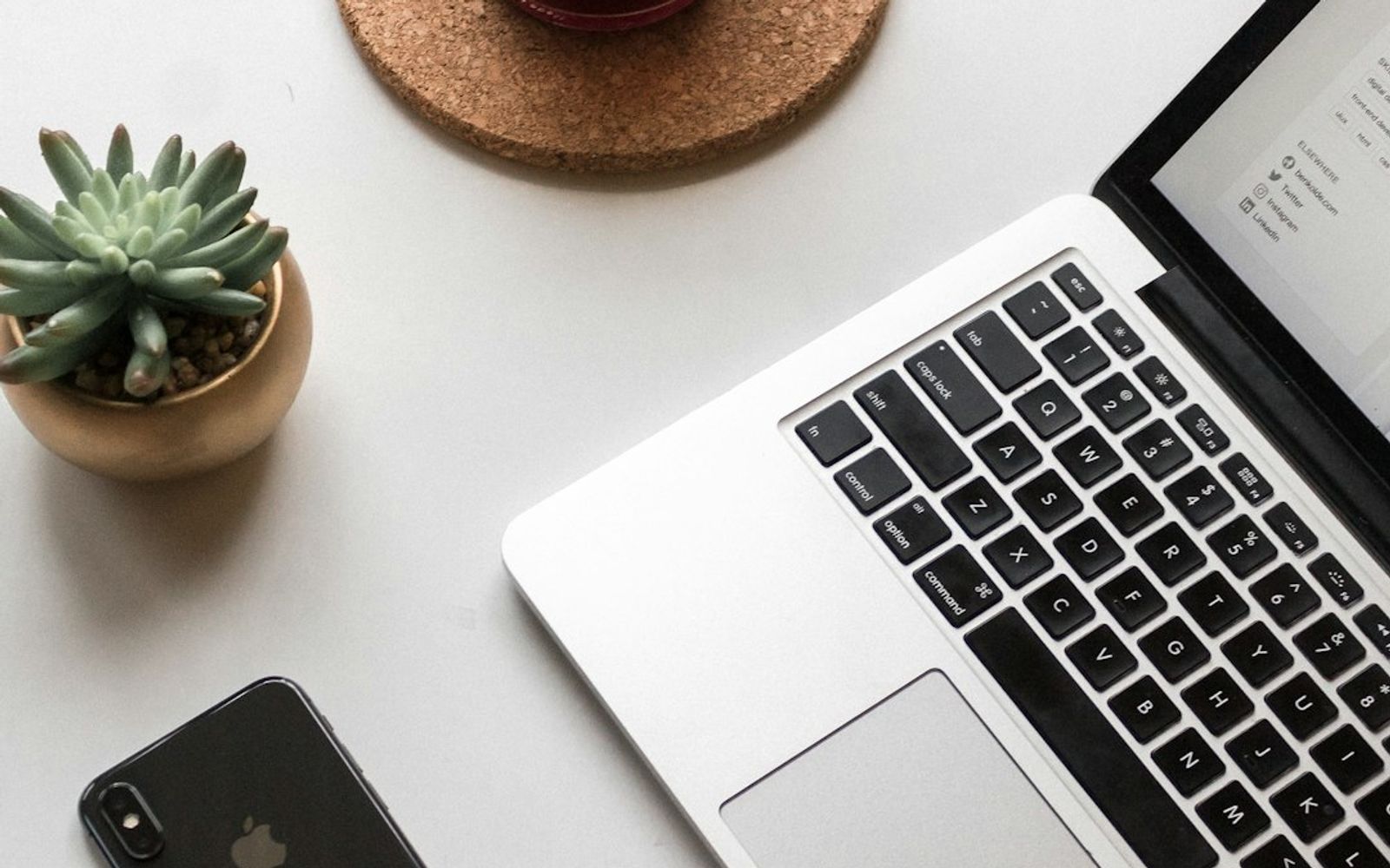 How to Start a Blog That Makes Money in 2026