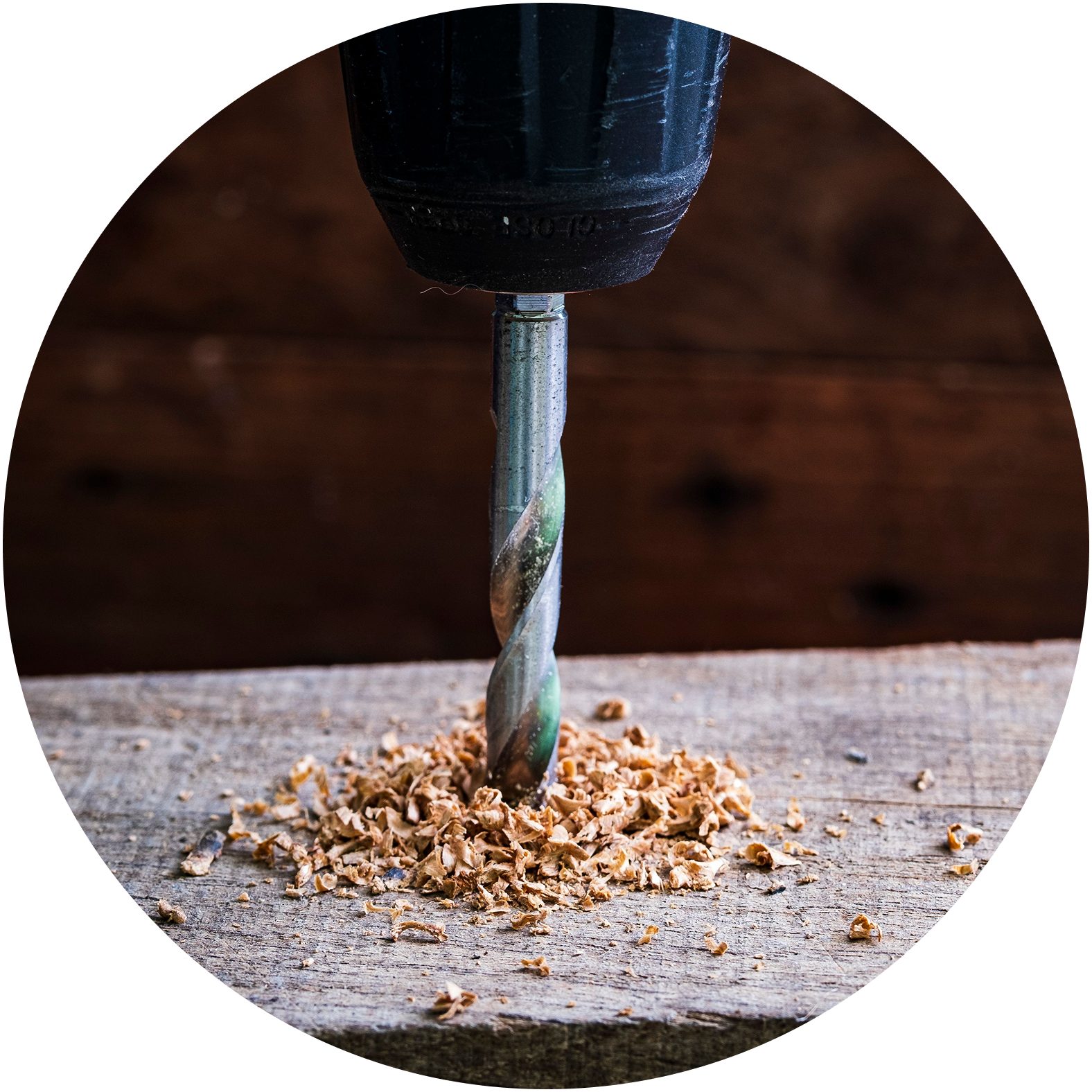 drill in wood