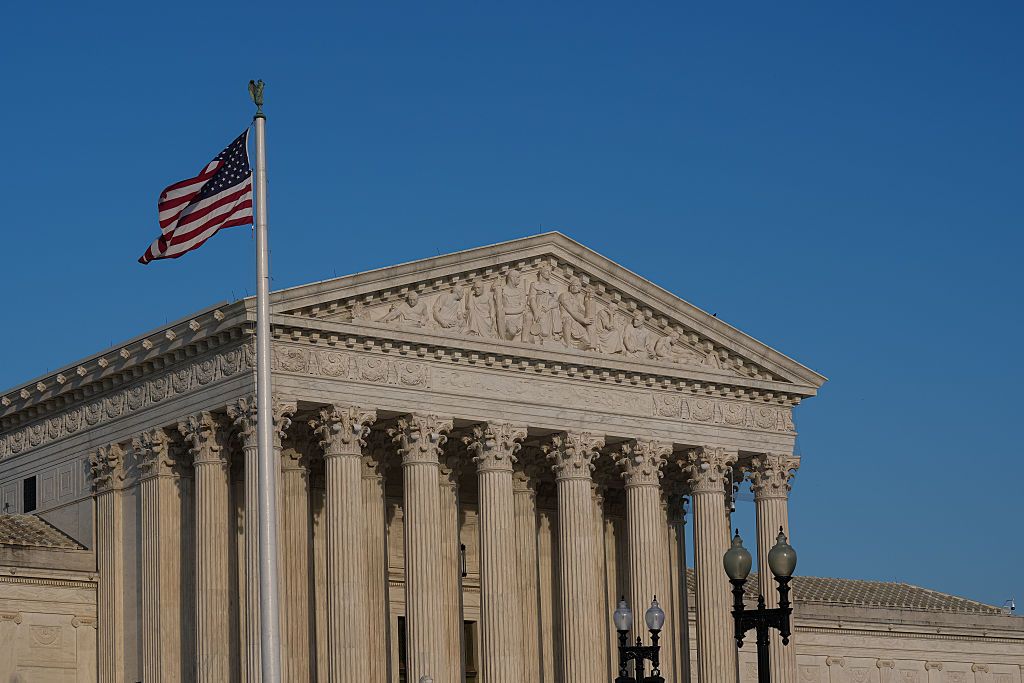 LegalWireDaily — Court prevents Trump from firing Fed governor