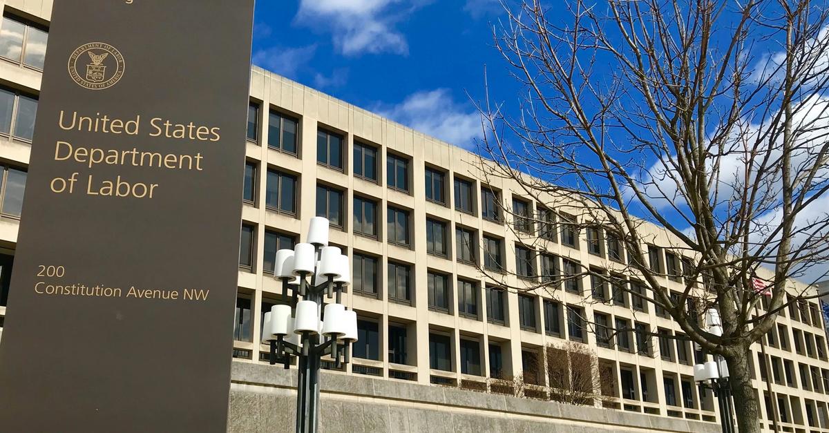 www.scotusblog.com