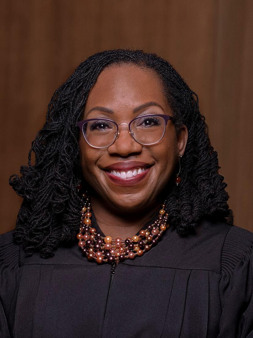 Official portrait of Ketanji Brown Jackson
