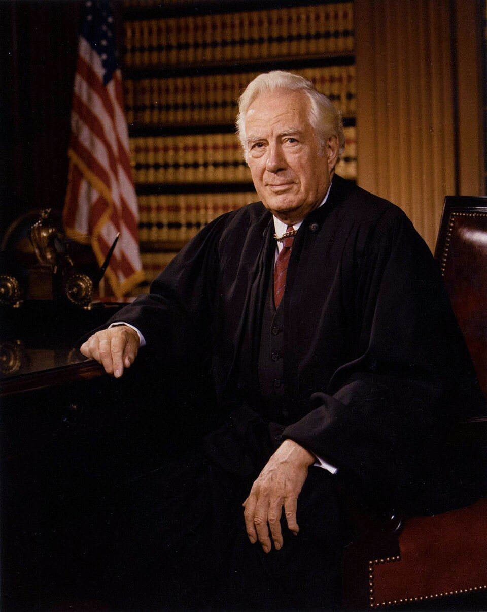Official portrait of Warren Earl Burger
