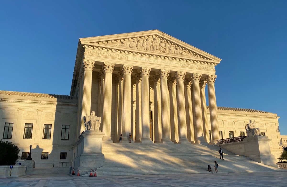 LegalWireDaily — A tale of two justices and their children’s books