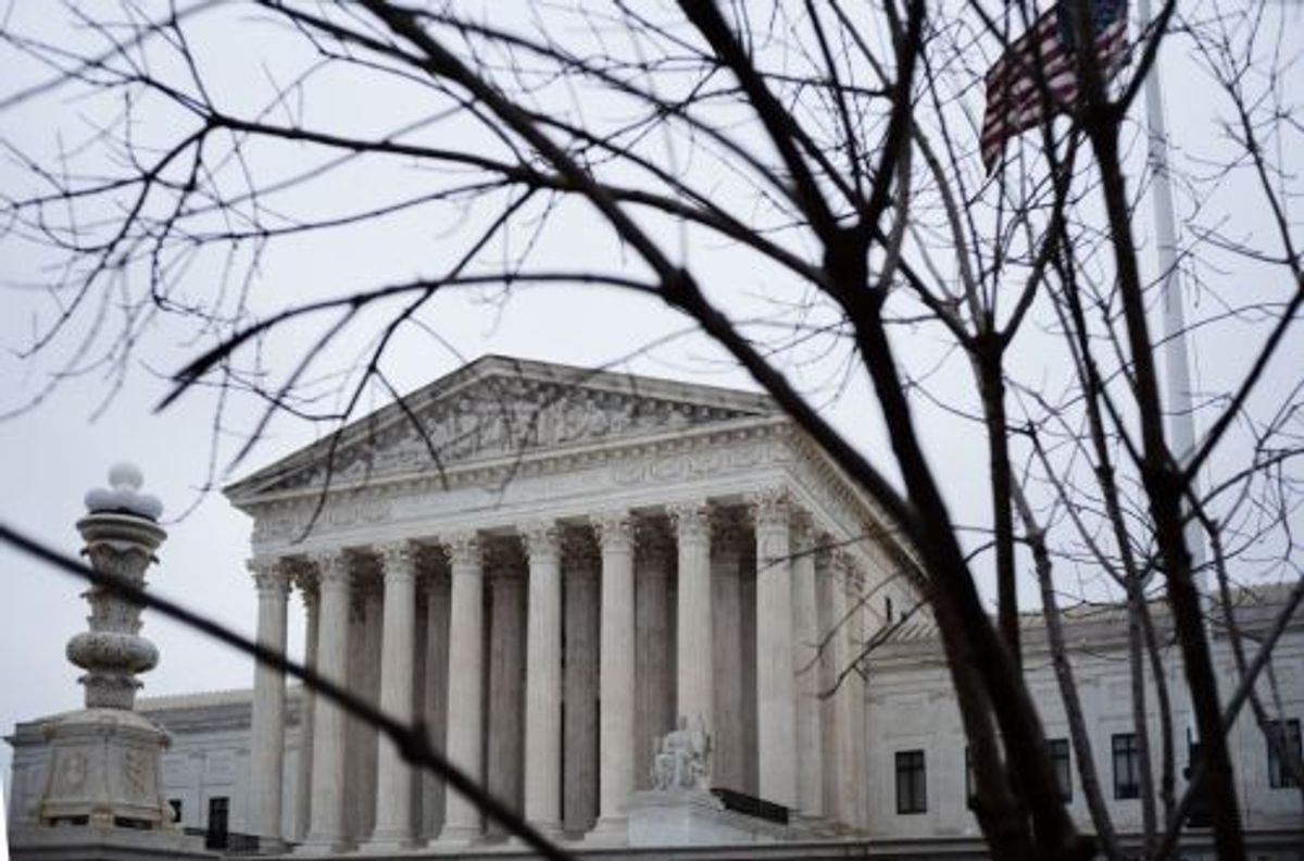Court extends temporary order allowing access to abortion pill by mail