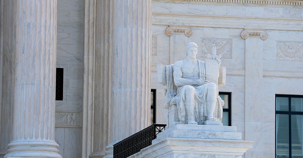 Судебная статистика: упоминания прессы в решениях Верховного суда США сократились с 1500 до менее 100 за последние годы