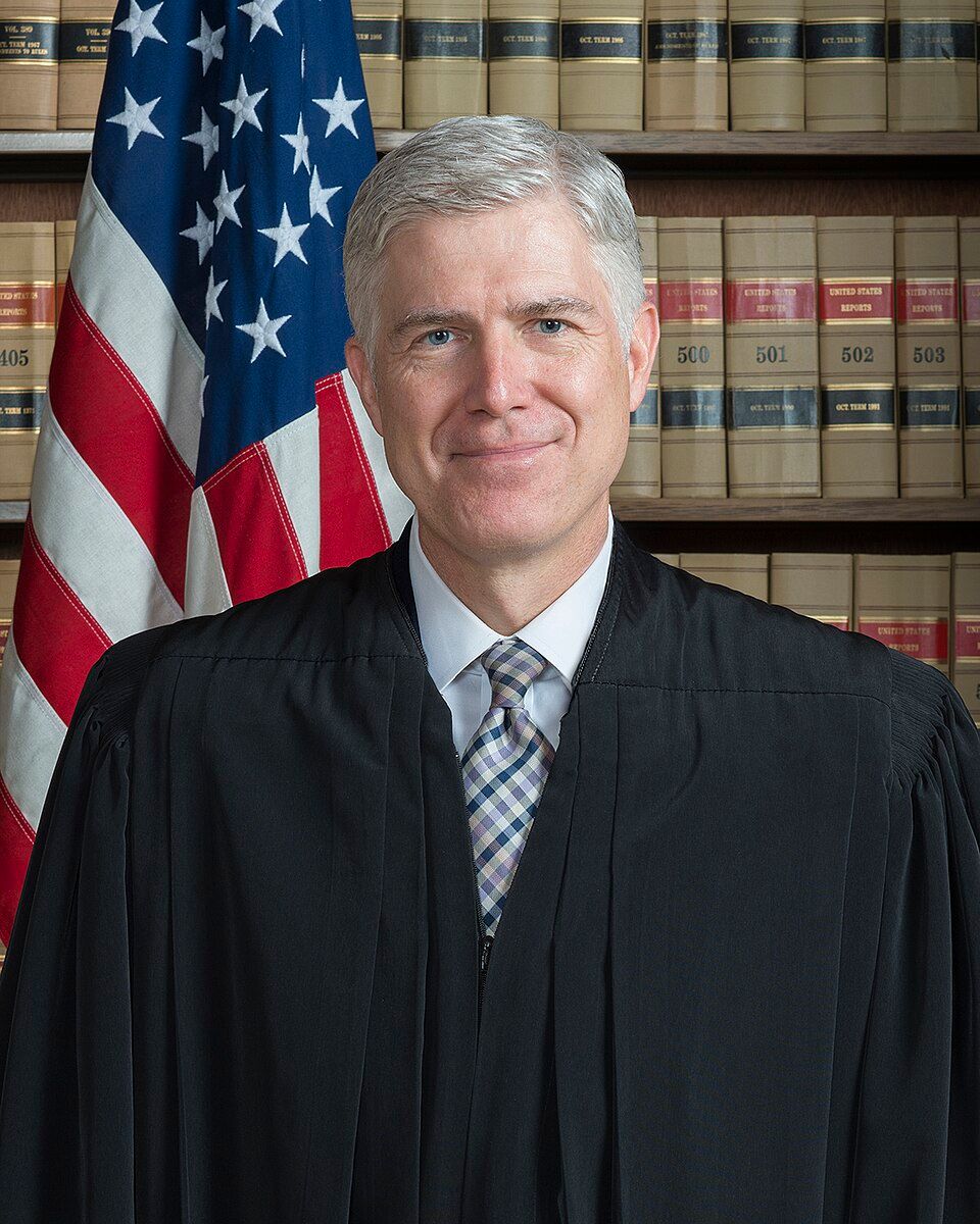 Official portrait of Neil McGill Gorsuch