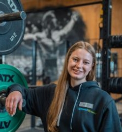 Julia - Sport- und Fitnesskauffrau (i.A.) | Fitnessbetriebswirt (i.A.) | EMS-Trainerin bei speedfitness