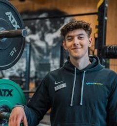 Chris - Bachelor of Arts in Fitnessökonomie i. A. | EMS-Trainer bei speedfitness