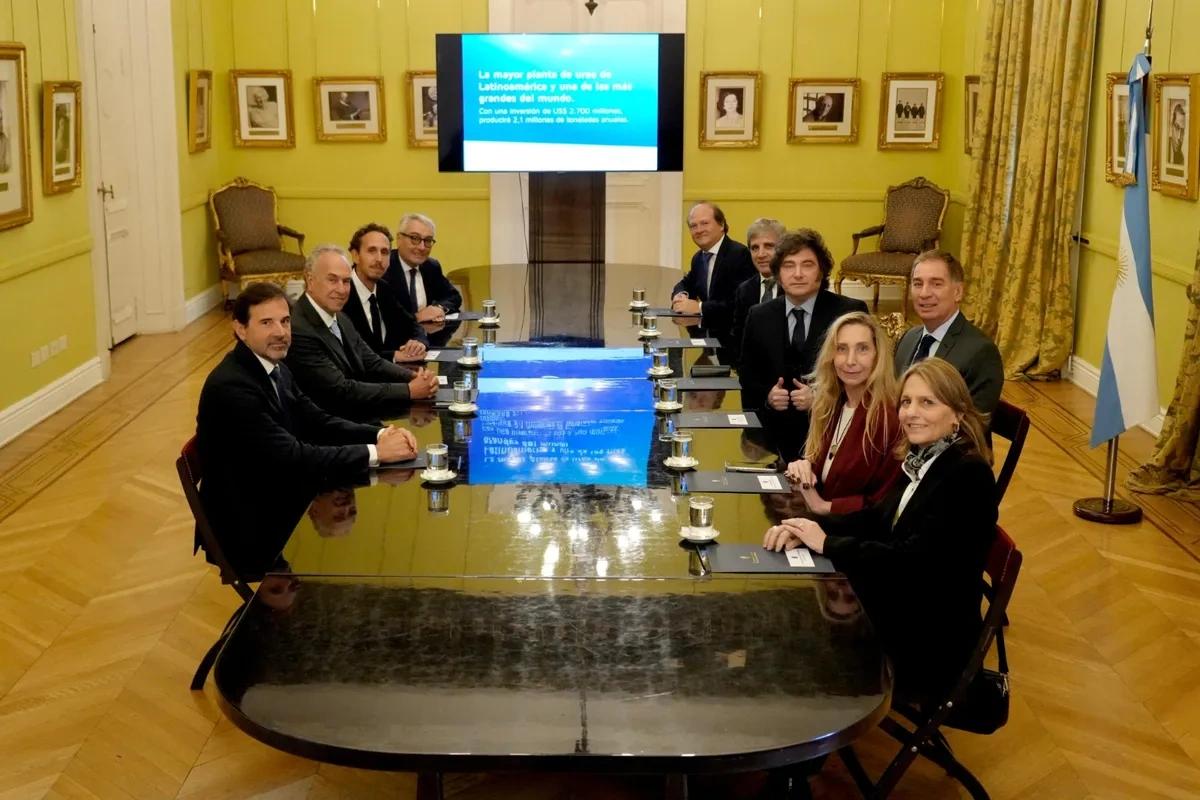 Nueva reunión.