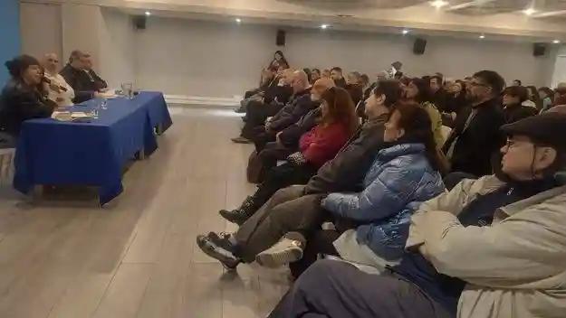 El PJ debate un programa económico.