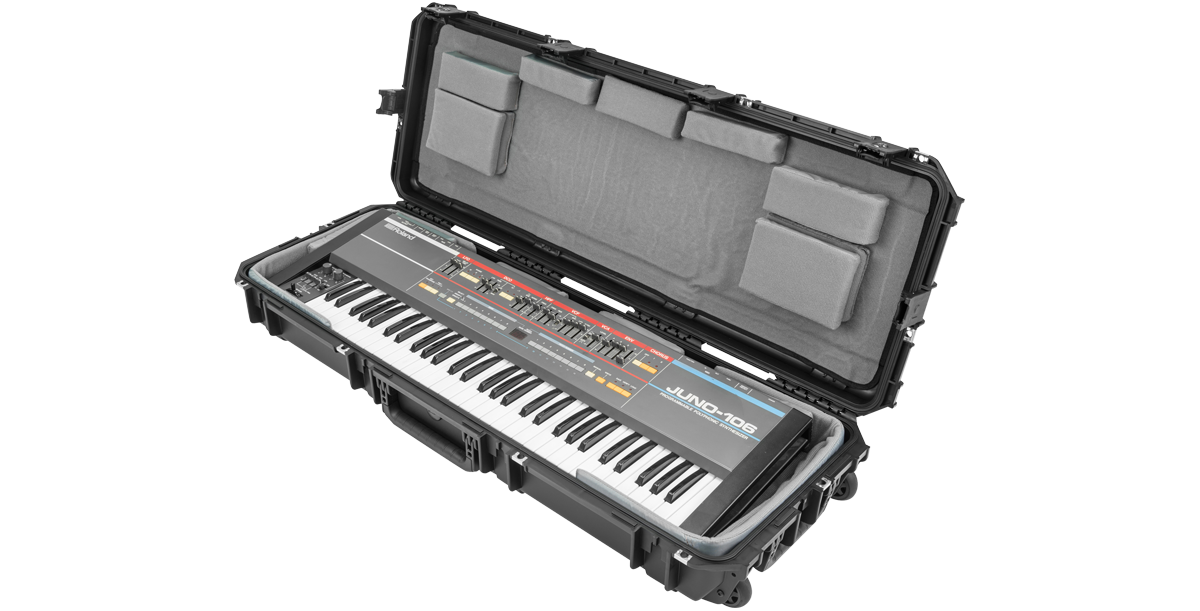 Amazon.com: SKB ATA 61-Note Keyboard Case with Wheels, TSA