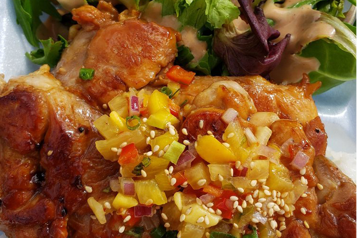chicken mango background.pngr6c.i38yf9tffbpuxxknpg4z53xod 1920w