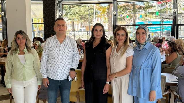 Sivas ve Tokat'ın Okuyan Kadınları Turhal'da Buluştu
