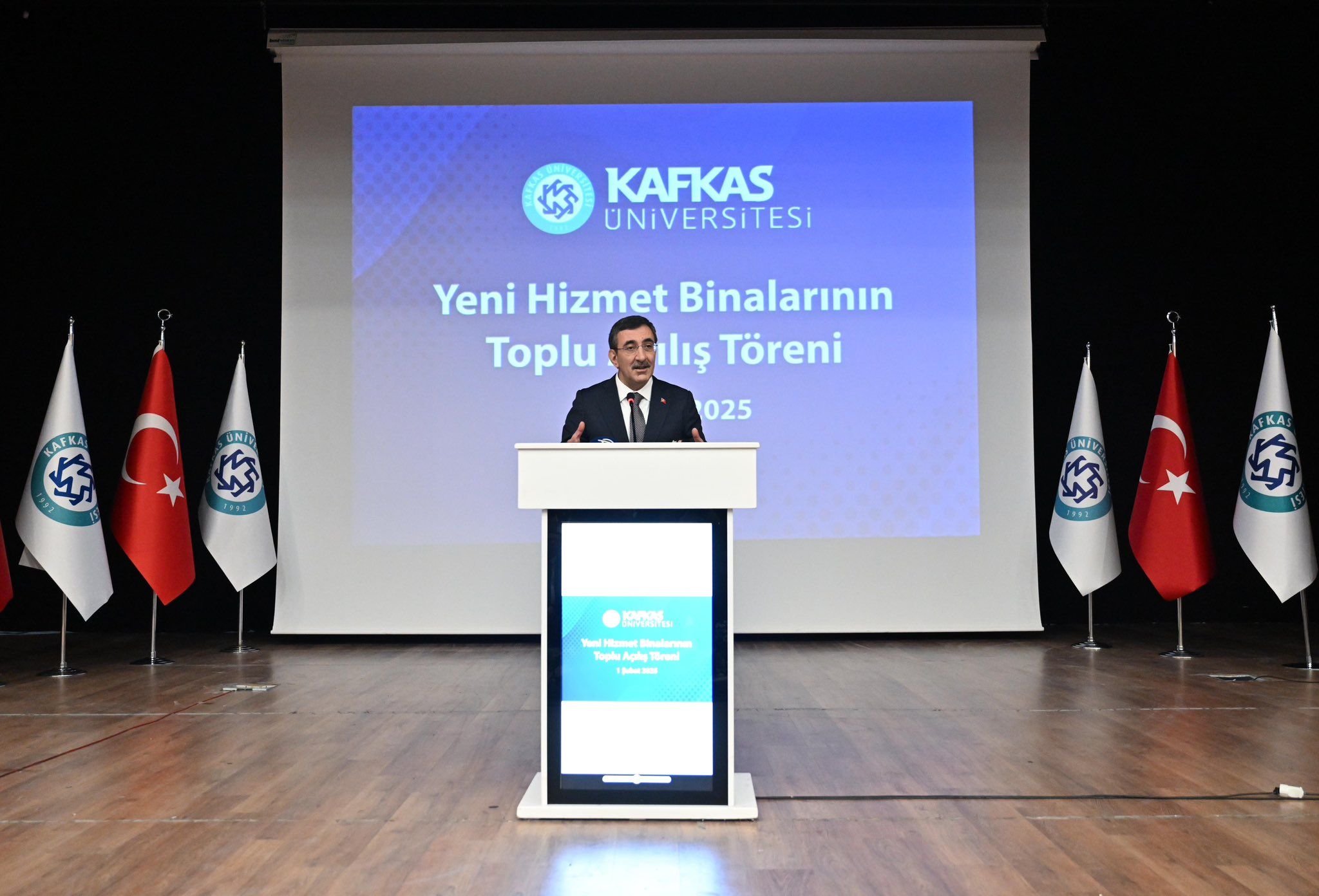 Kars Kafkas Üniversitesi'nin konuğu Cevdet Yılmaz oldu - Birlik Haber Ajansı