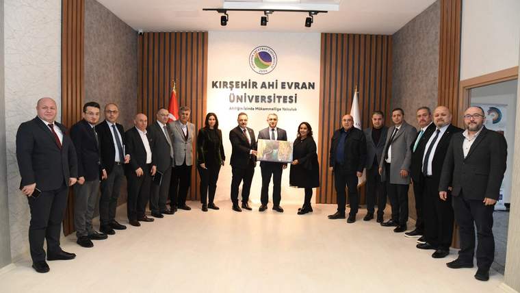 Kırşehir Ahi Evran Üniversitesi’nden ‘Yeni Medya İletişim’ eğitimi - Birlik Haber Ajansı