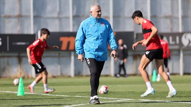Heyecan Dorukta: Özbelsan Sivasspor, Manisa FK Maçı Hazırlıklarını Sürdürüyor