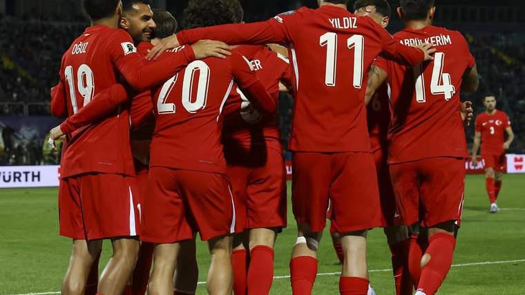 Galatasaray Yıldızlarından Bulgaristan'a Fırtına Gibi Gol Yağmuru: 6-1!