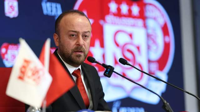 Özçoban'ın çekilme ihtimali, Sivasspor'da kayyum sinyali!